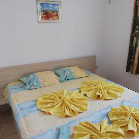 Apartments Ivelin Łozenec Zewnętrze zdjęcie