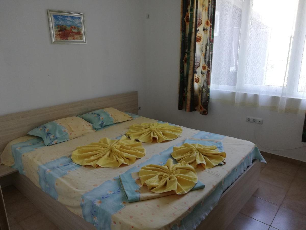 Apartments Ivelin Łozenec Zewnętrze zdjęcie