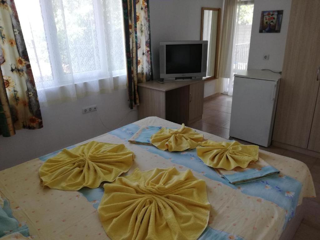 Apartments Ivelin Łozenec Zewnętrze zdjęcie