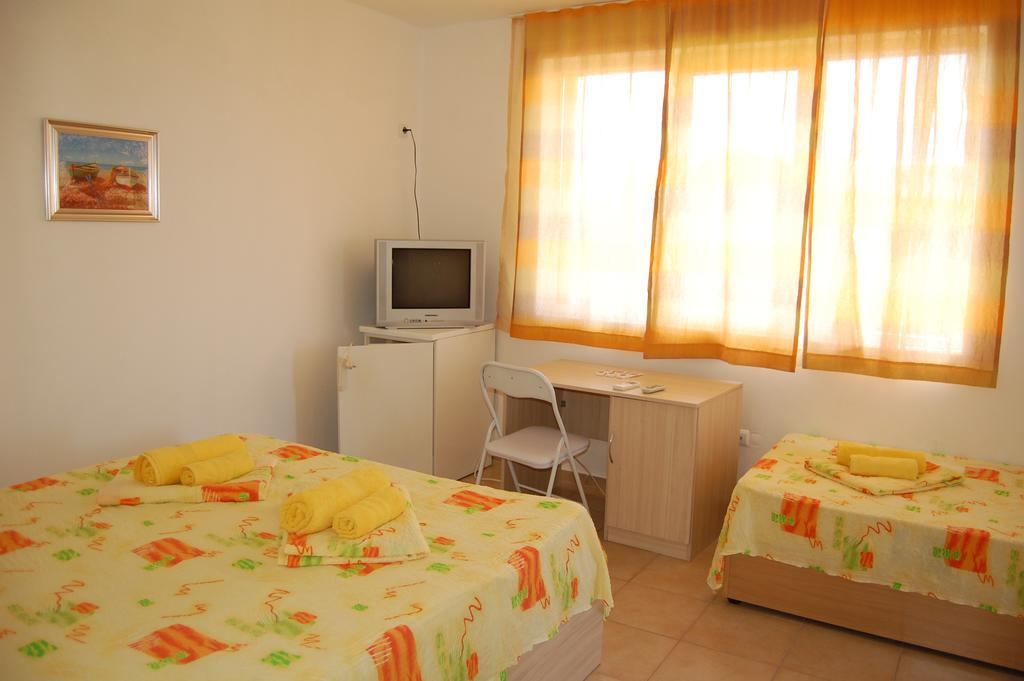 Apartments Ivelin Łozenec Zewnętrze zdjęcie