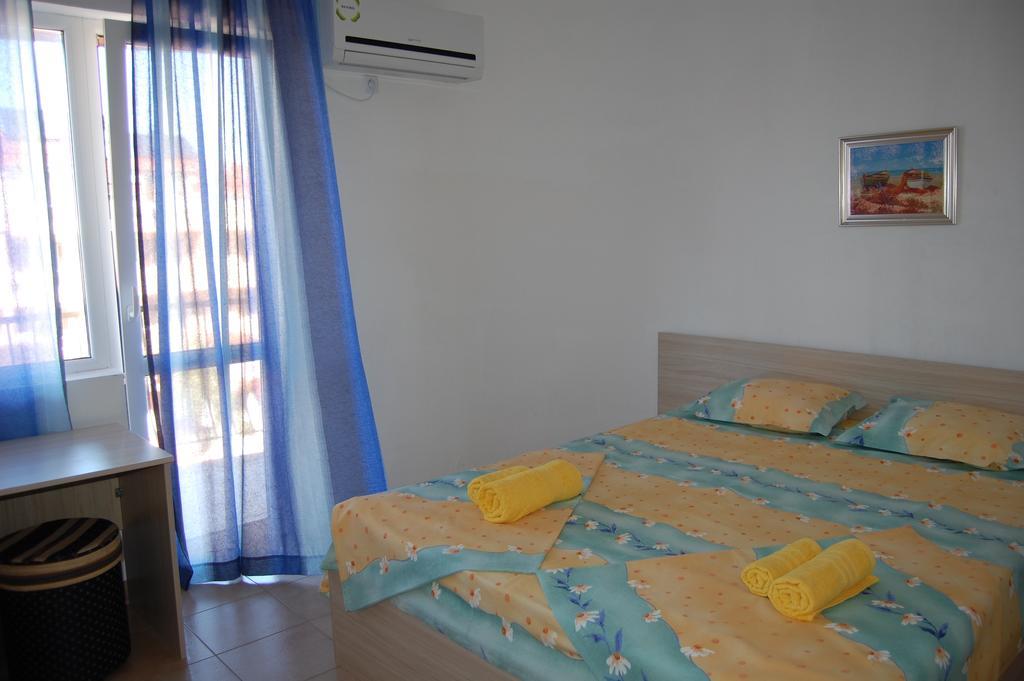 Apartments Ivelin Łozenec Zewnętrze zdjęcie