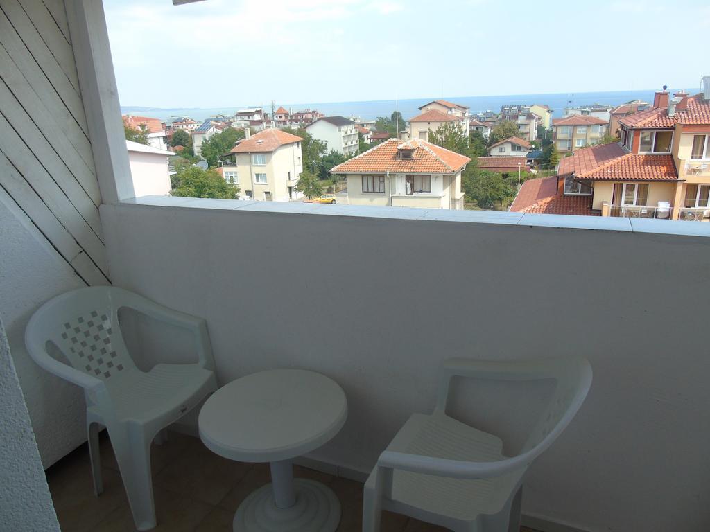 Apartments Ivelin Łozenec Zewnętrze zdjęcie